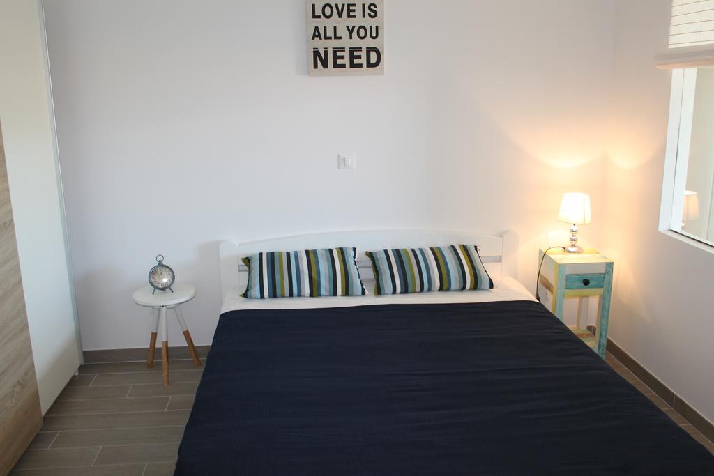 Apartments Mala ツァヴタット エクステリア 写真