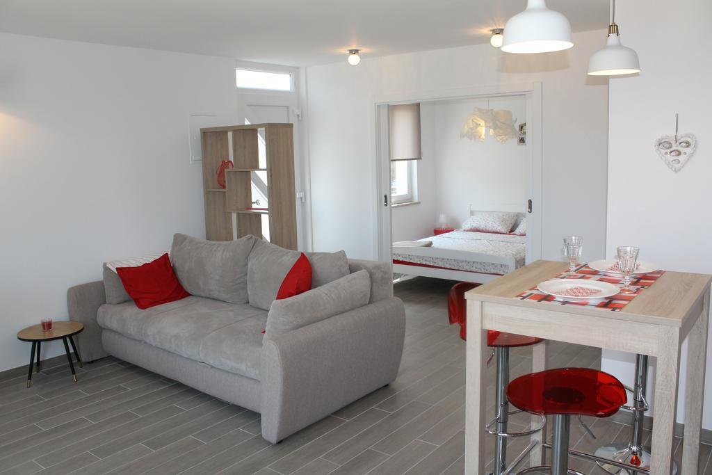 Apartments Mala ツァヴタット エクステリア 写真