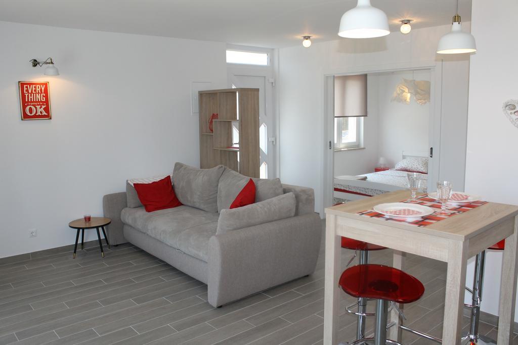 Apartments Mala ツァヴタット エクステリア 写真